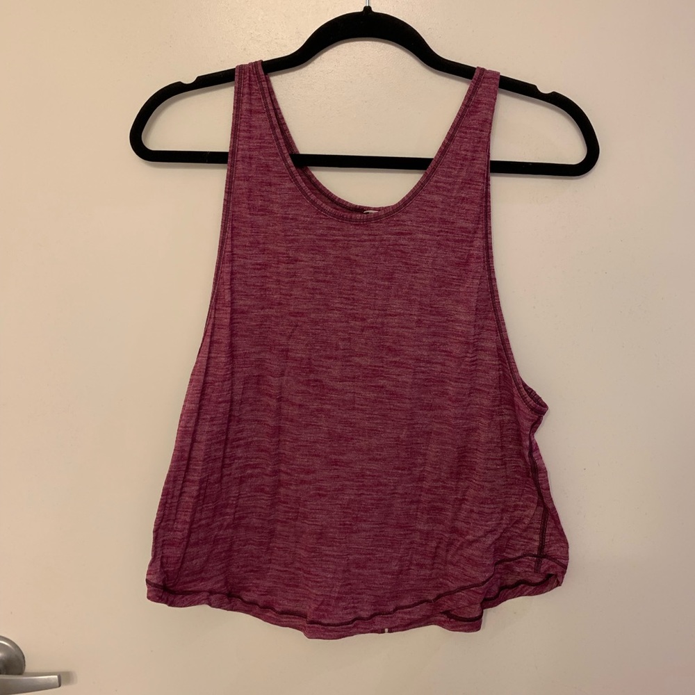 LULULEMON CROP MUSCLE TANK